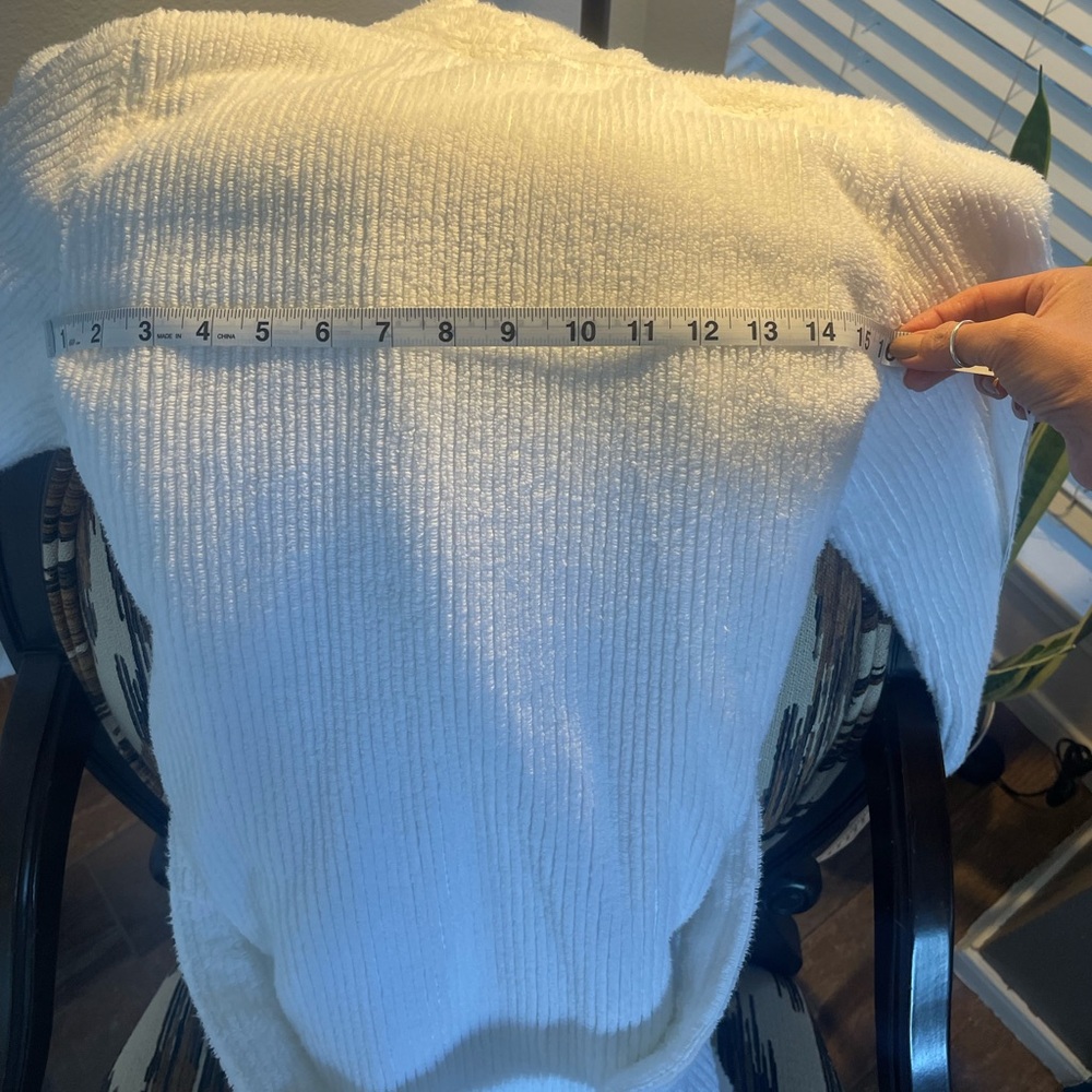 Parachute Soft Cotton Towel in Turkish Ribbed White Cotton Size S Never worn*** - Picture 6 of 7
